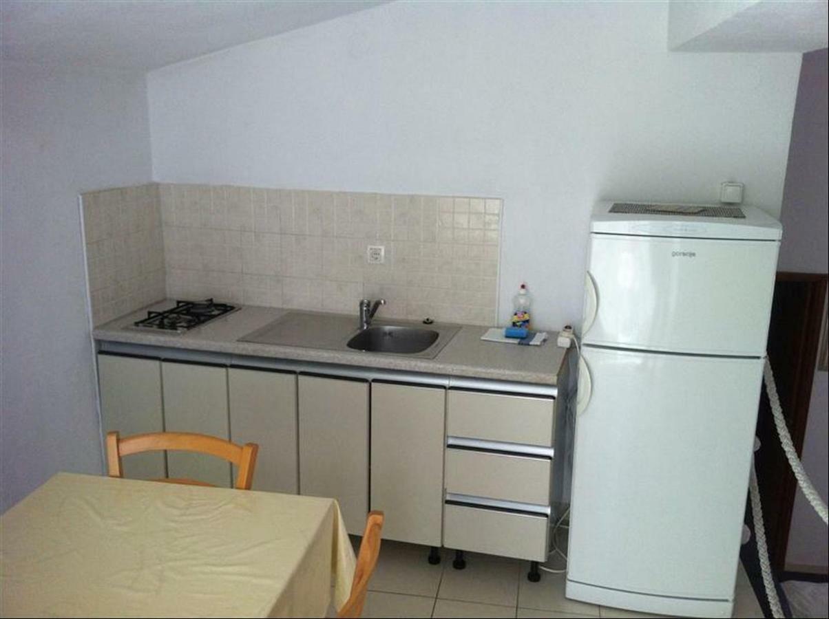 Tutini Dvori Apartment พรีมอชเตน ภายนอก รูปภาพ