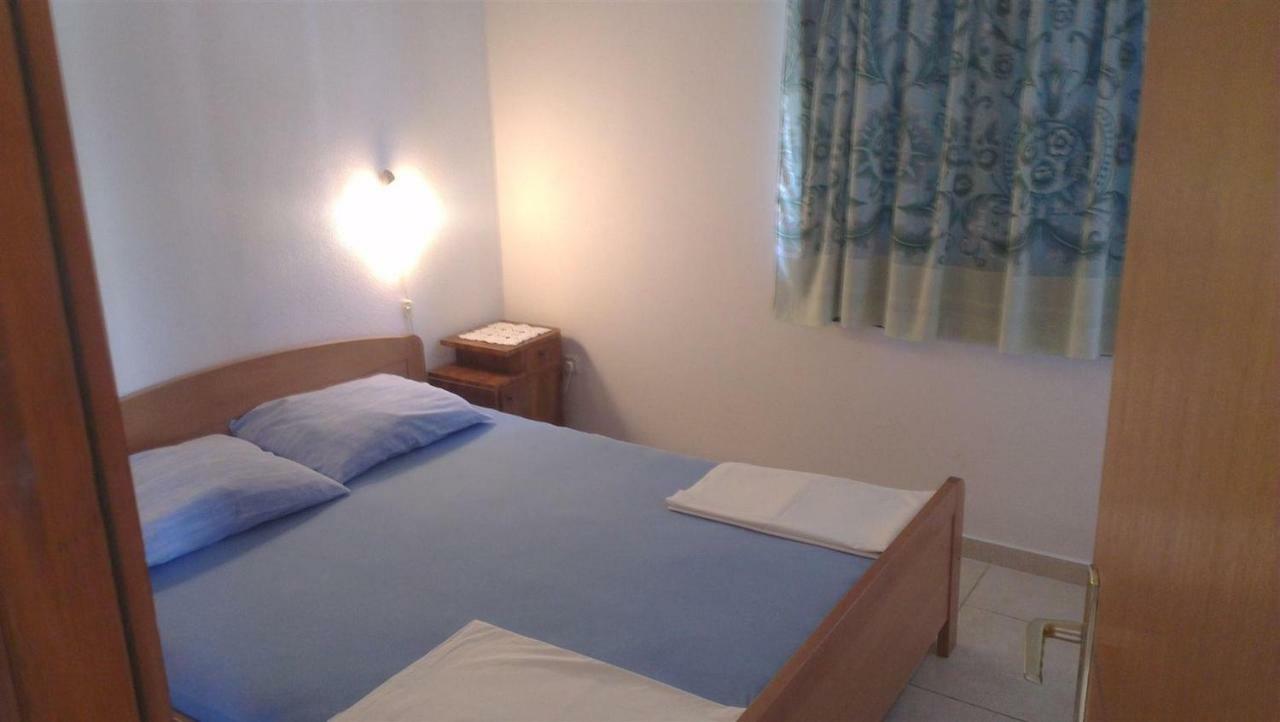 Tutini Dvori Apartment พรีมอชเตน ภายนอก รูปภาพ